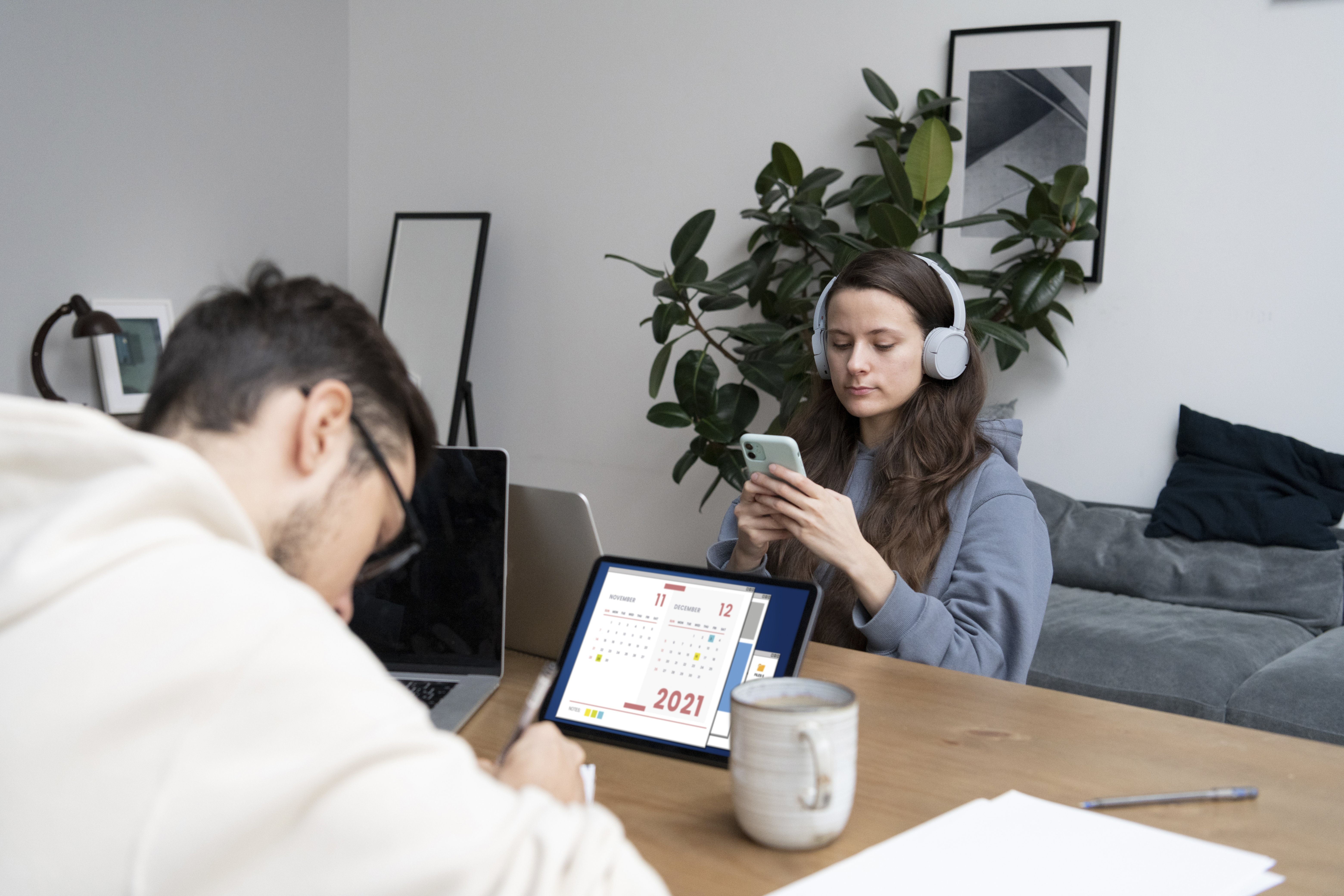 5 Common Problems AI Voice Agents Solve for Growing Businesses